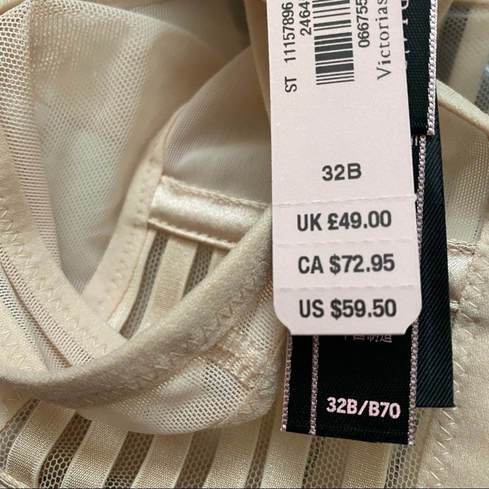 NWT! Victoria’s Secret “Luxe Lingerie” Plunge Bra - Picture 4 of 6